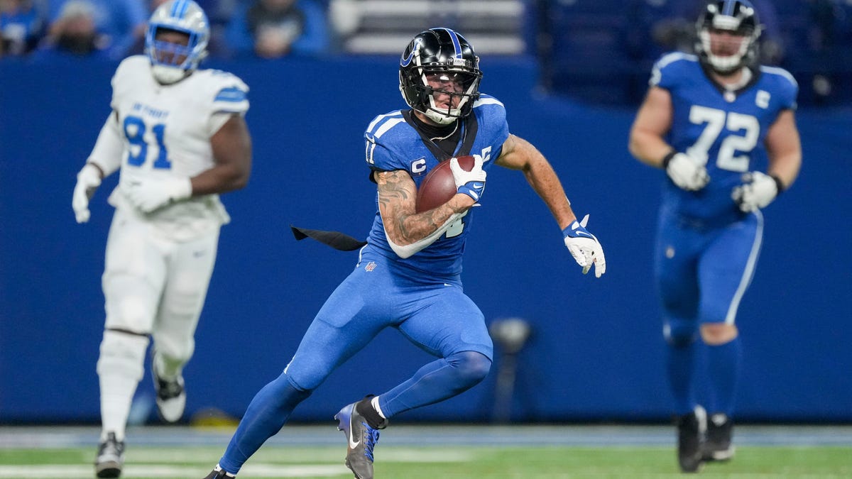 Colts wearing Indiana Nights uniforms v. 49ers on Monday Night Football