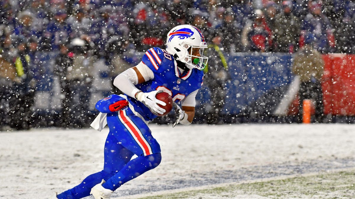 New Orleans Saints get help at running back by signing Nyheim Hines