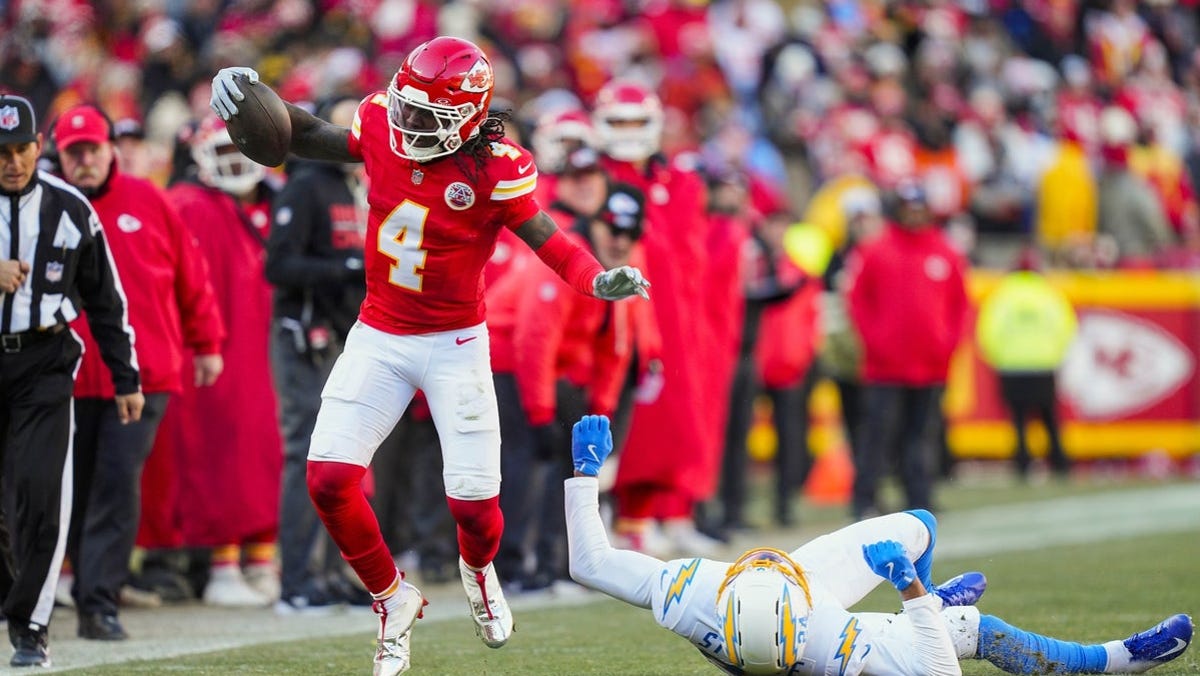 Rashee Rice injury update, status vs. Titans in Week 16