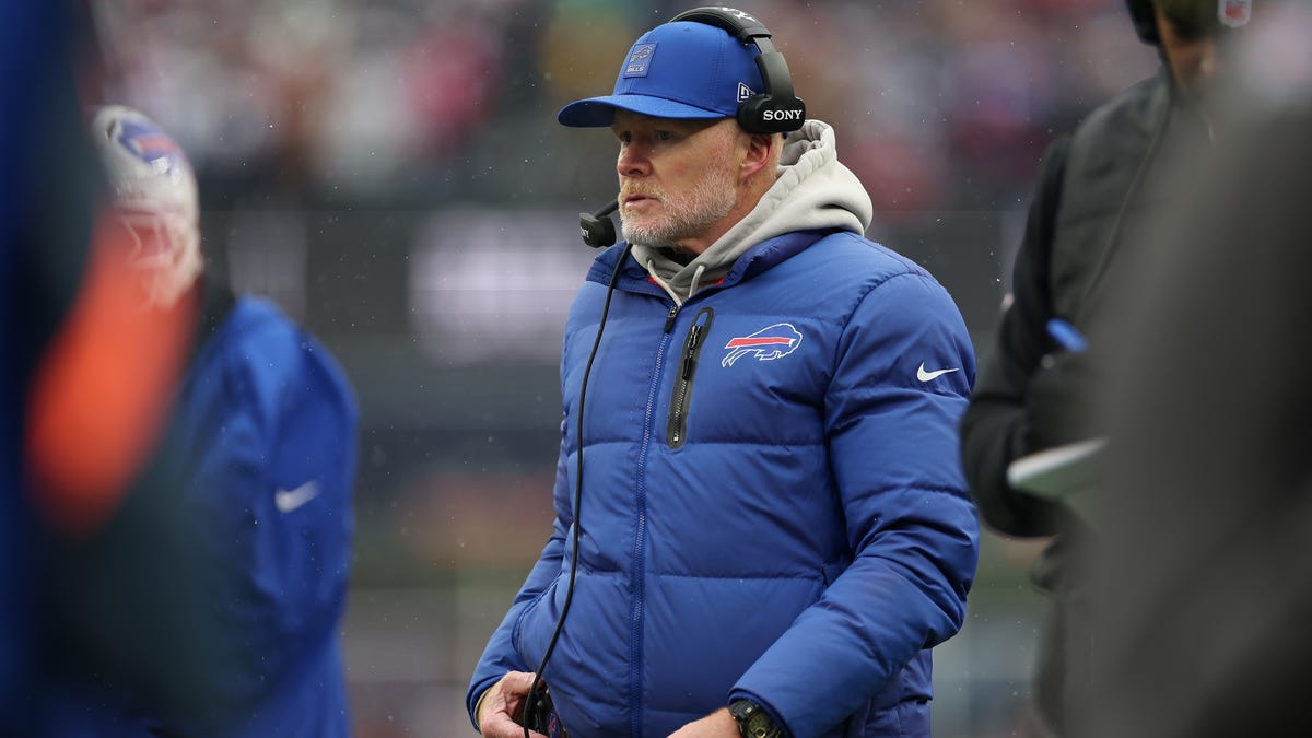 Where do the Buffalo Bills rank ahead of Week 16?