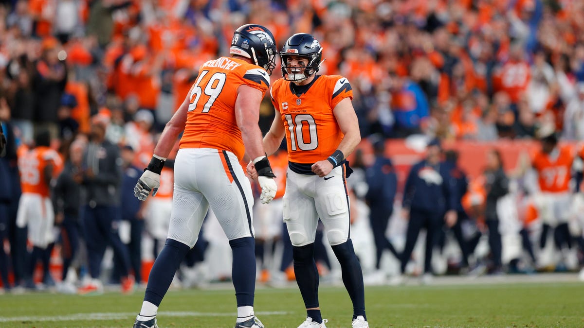 Jaguars at Broncos odds, picks and predictions