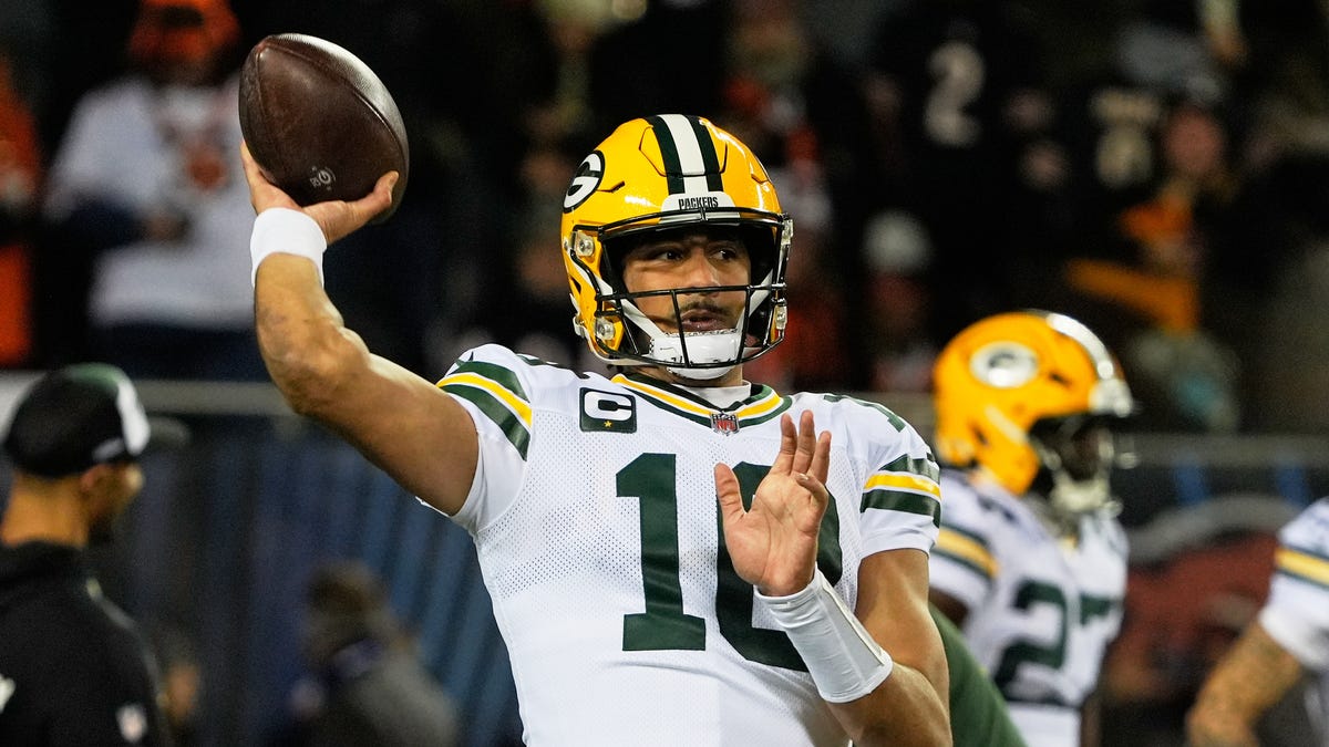 Is Jordan Love playing against the Ravens? Packers quarterback status