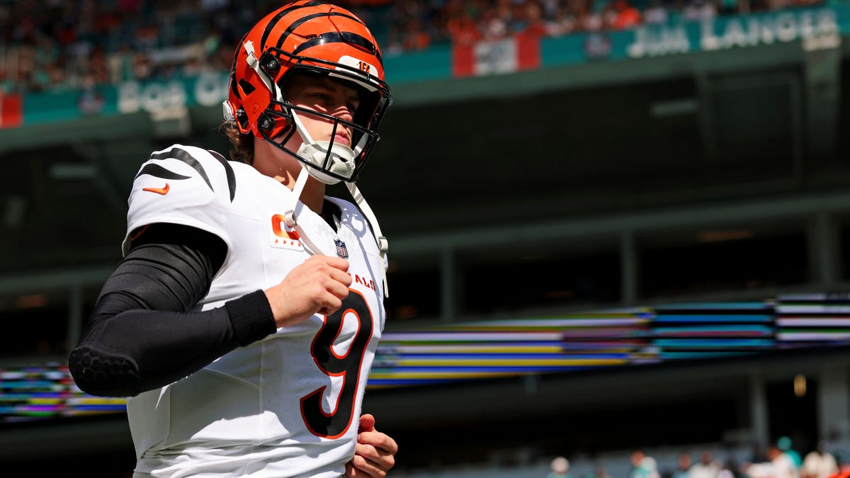 Joe Burrow named AFC Offensive Player of the Week for Bengals win at Miami