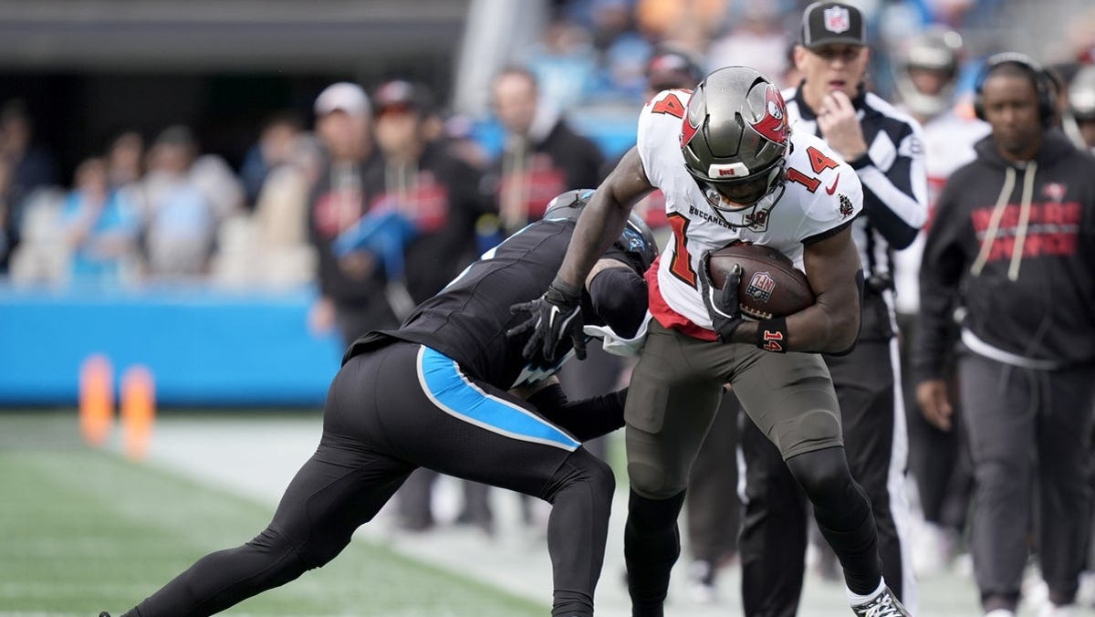 Chris Godwin injury update, status vs. Dolphins in Week 17