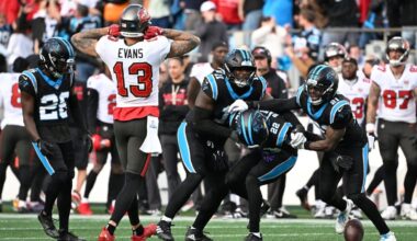 Mike Evans injury update, status vs. Dolphins in Week 17