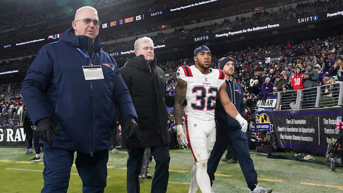 How long is Patriots RB out?