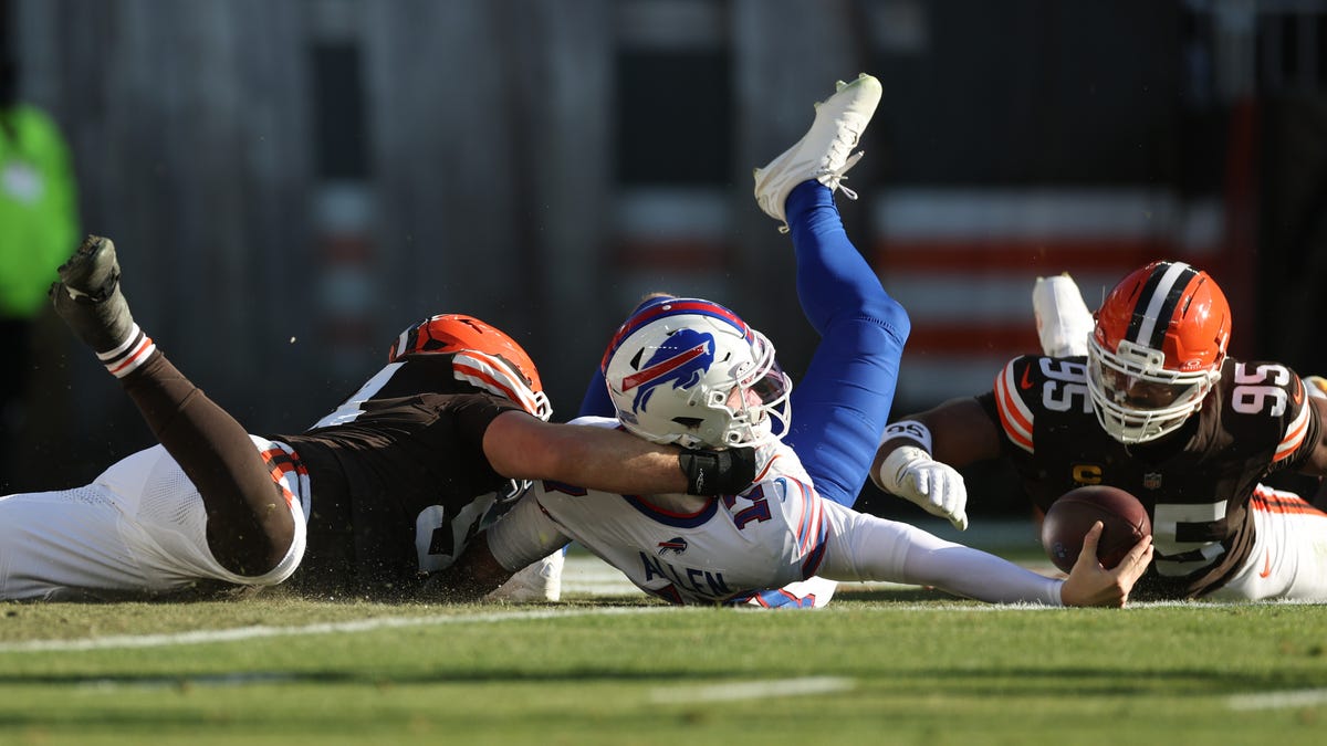 Bills' Josh Allen early week practice status pre-Eagles