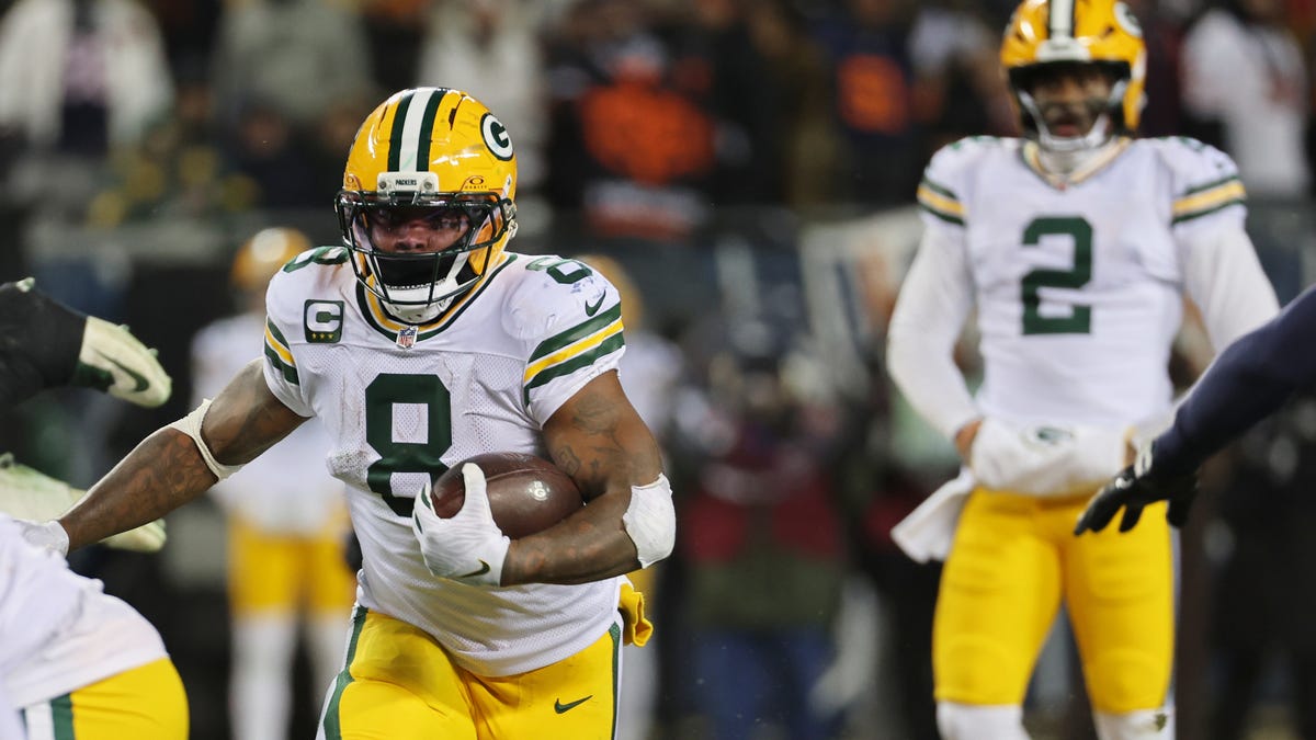 Predictions, picks and odds for NFL Week 17 game