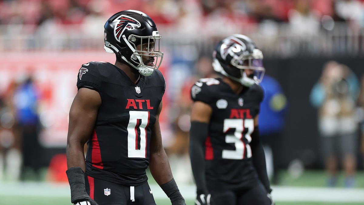 Divine Deablo makes PFF free agent list