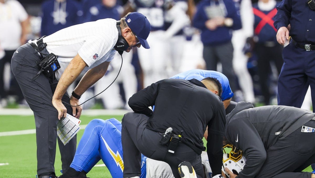 Kimani Vidal injury update, status vs. Texans in Week 17