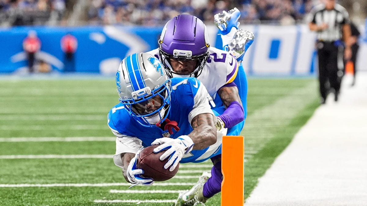 Lions at Vikings odds, picks and predictions