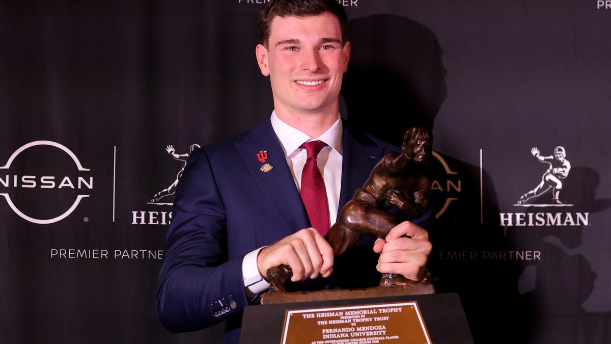 LA Rams Should Make Blockbuster NFL Draft Trade for Fernando Mendoza