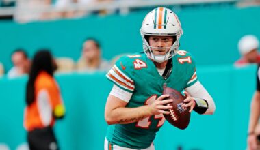 Buccaneers at Dolphins odds, picks and predictions