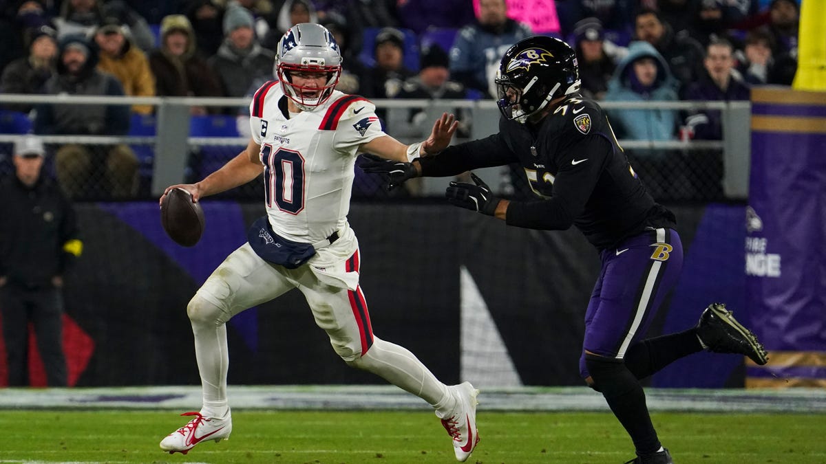 Patriots at Jets odds, picks and predictions