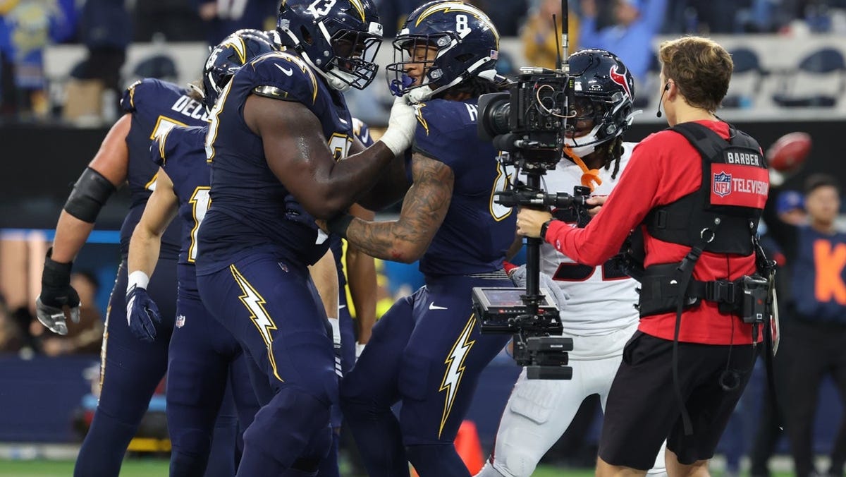 Omarion Hampton player props odds, tips and betting trends for Week 1