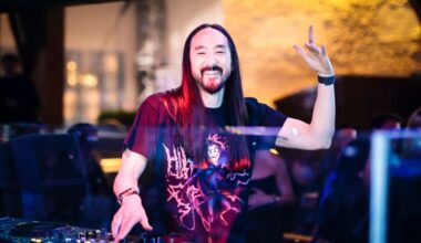 Jacksonville Jaguars in playoffs. Reality TV stars, actors rooting for them