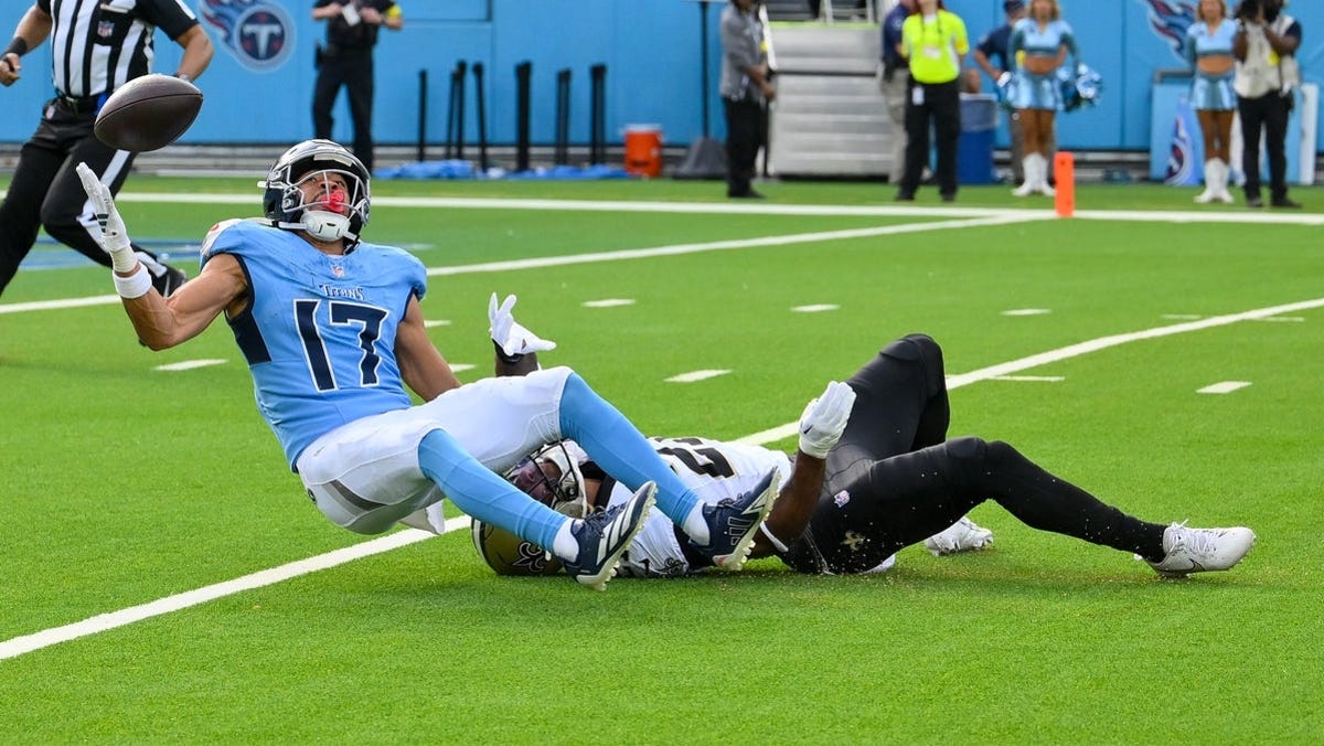 Get tickets to see Chimere Dike vs. the Jaguars