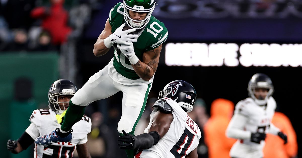 Jets release wide receiver Allen Lazard after nearly 3 disappointing seasons :: WRAL.com