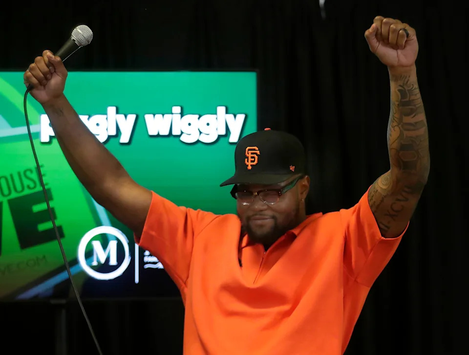 Clubhouse Live with Green Bay Packers defensive lineman Rashan Gary in the Fox Club at Fox Cities Stadium in Grand Chute, Wisconsin on Monday, October 13, 2025.
Wm. Glasheen USA TODAY NETWORK-Wisconsin