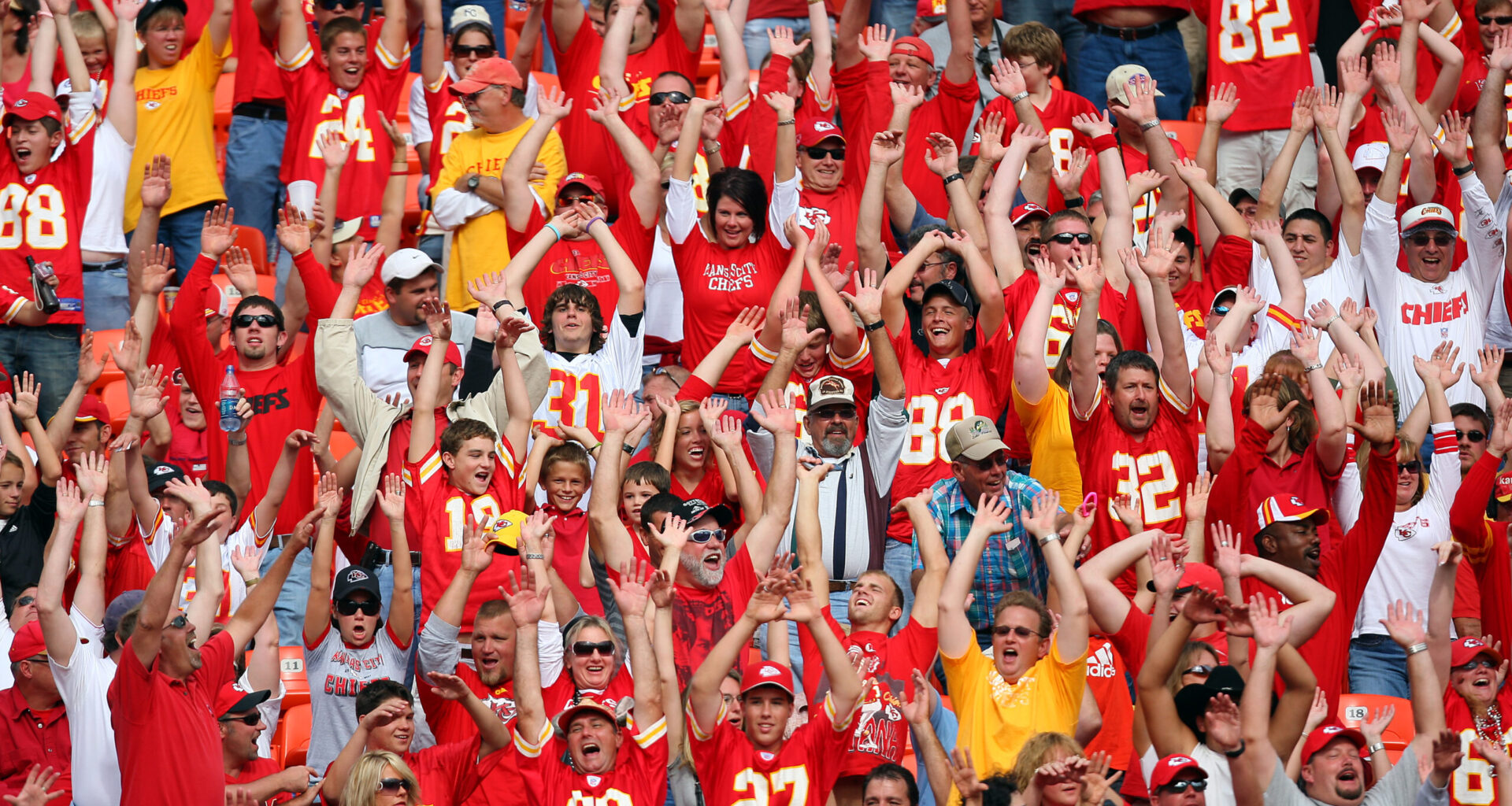 Missouri Governor Rips Chiefs for Move to Neighboring Kansas