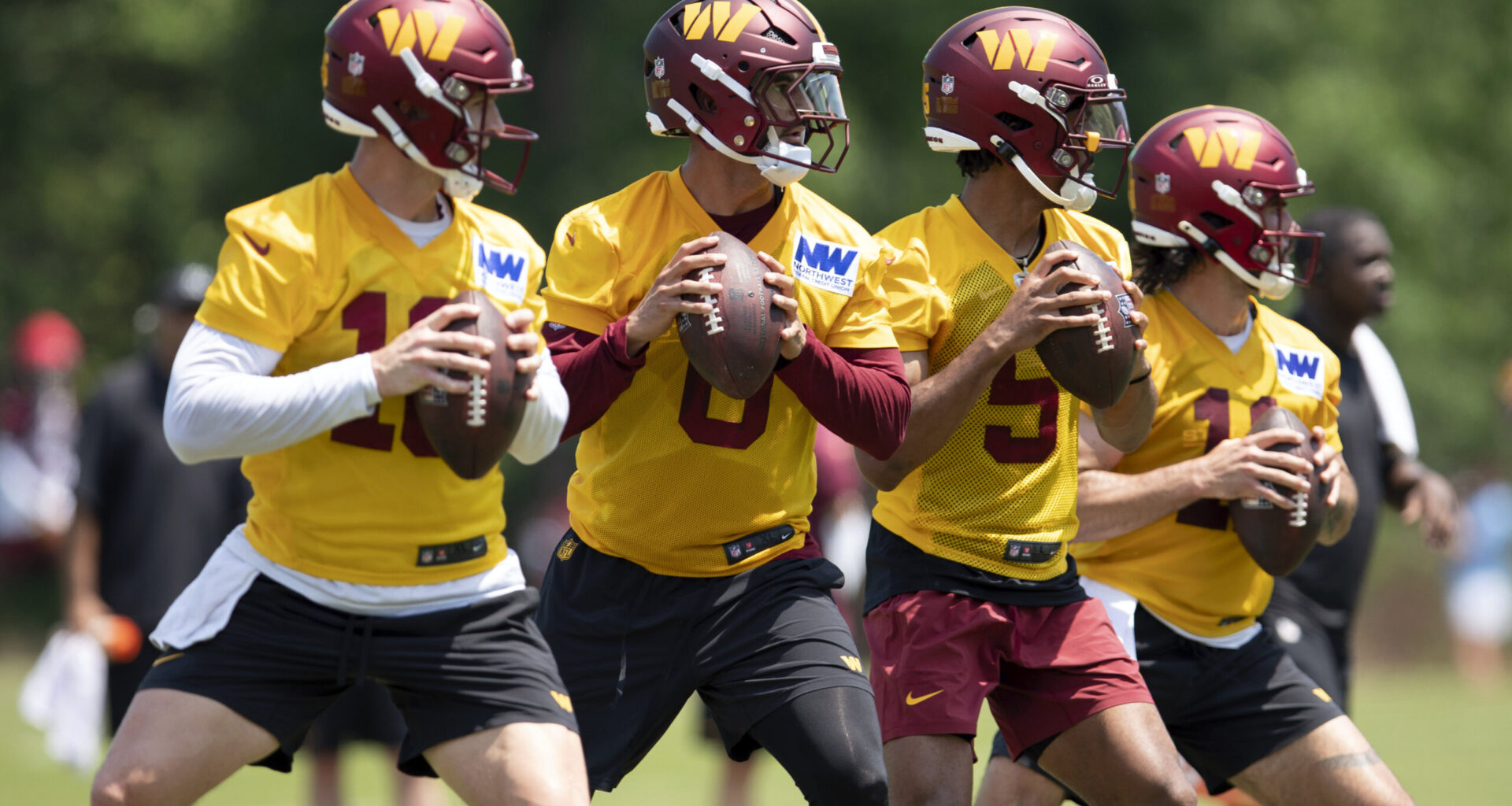 Commanders sign QB Jeff Driskel off the Cardinals’ practice squad and put guard Sam Cosmi on IR