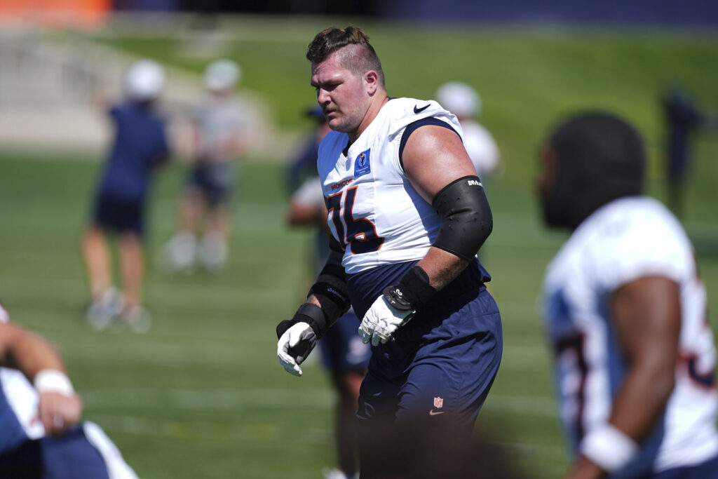 Broncos re-signing guard Calvin Throckmorton to practice squad, rule LB Justin Strnad out vs. Jaguars