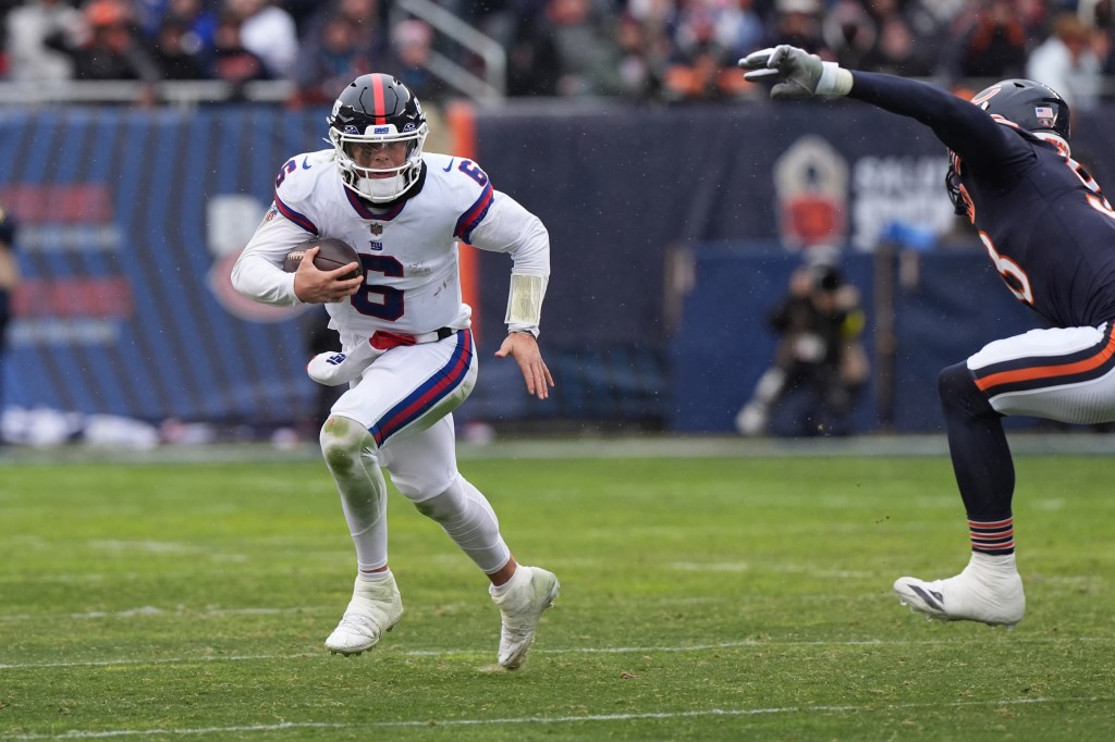 Jaxson Dart should ignore agenda-driven narrative and just play