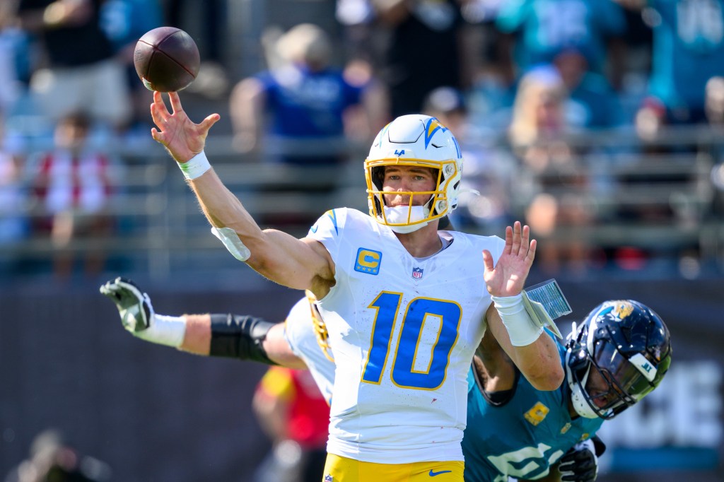 Chargers prepared for ‘all scenarios’ if Justin Herbert can’t play Monday – Orange County Register