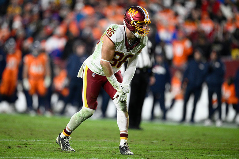 Commanders fear torn ACL for tight end Zach Ertz, lament loss of revered veteran