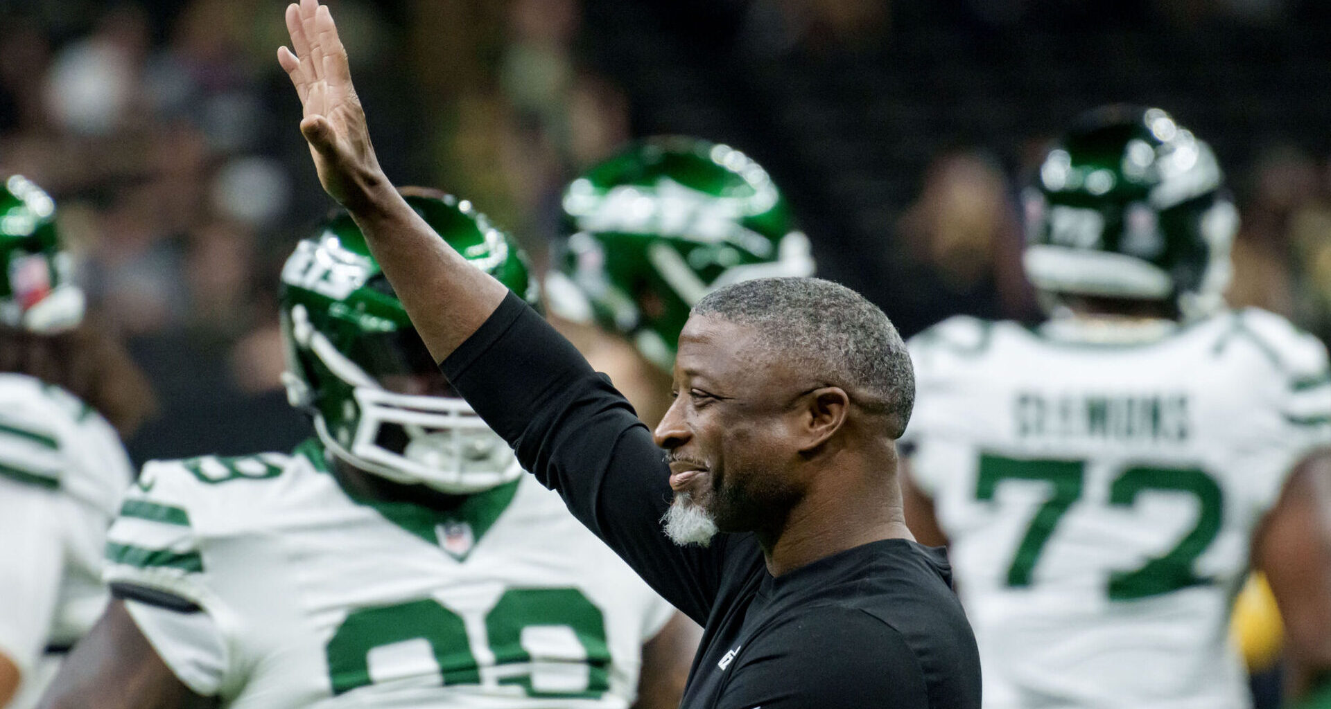 Aaron Glenn Announces Jets' Starting QB For Week 17 Meeting Vs. Patriots