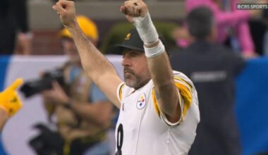 Aaron Rodgers Quietly Sets NFL Record Sunday