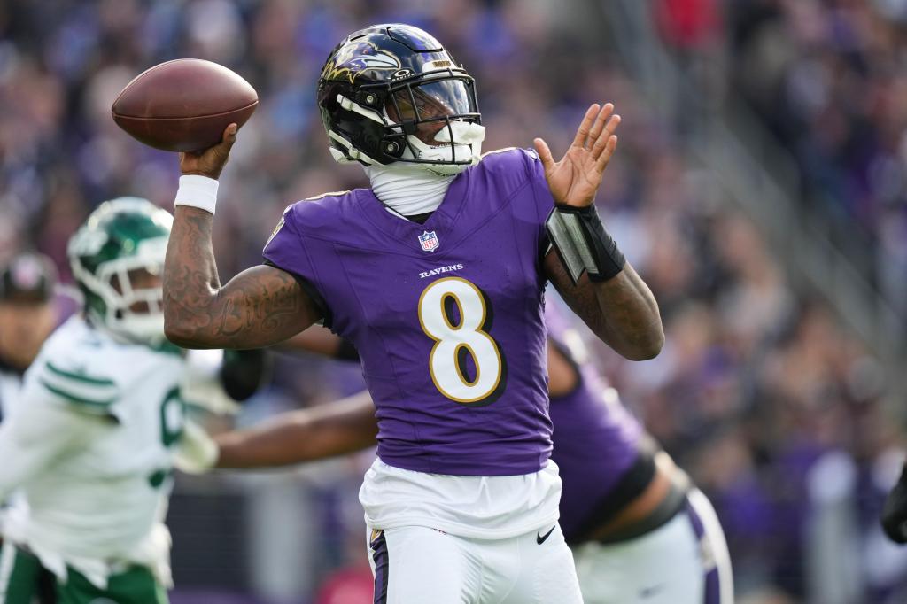 Lamar Jackson upgraded, 4 Pats starters sit Thursday – Boston Herald