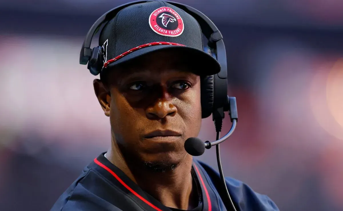 Falcons coach shares frustrations about unit's poor play