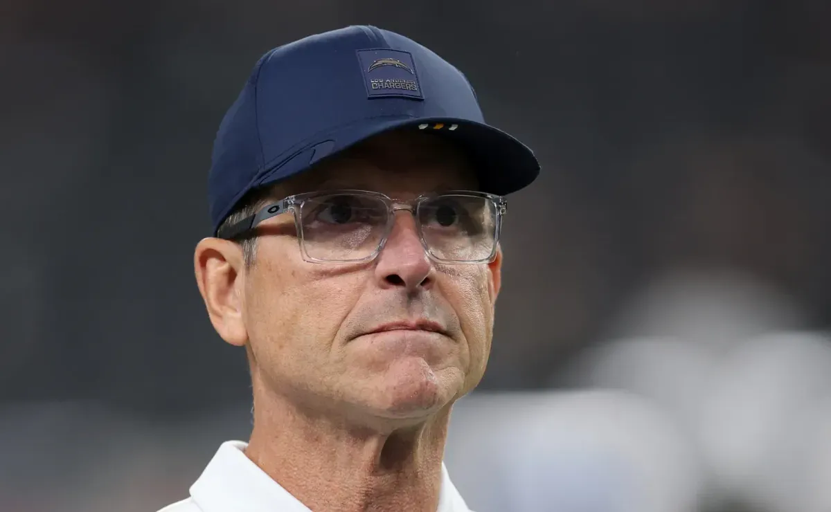 Are the Chargers eliminated from playoffs if they lose today against Texans in NFL Week 17?