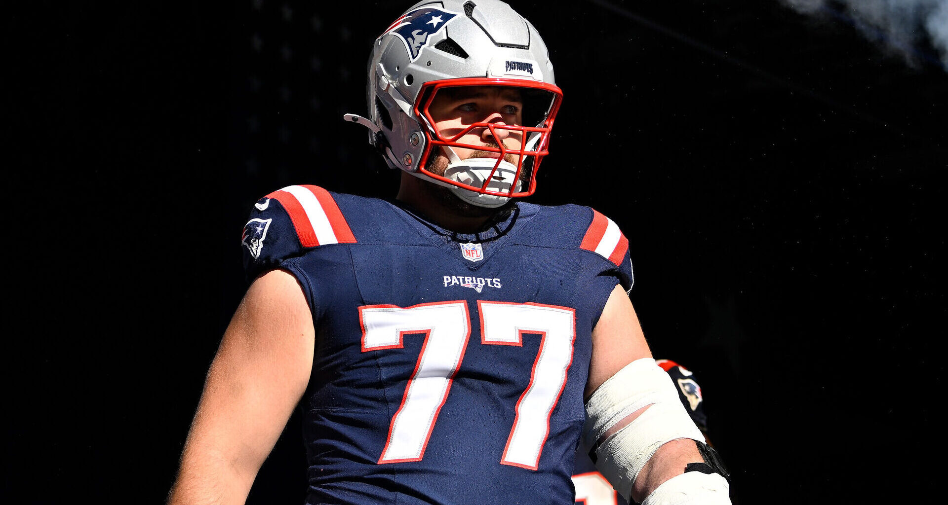 Patriots' Offensive Lineman Breaks Silence On $6 Million Contract Extension