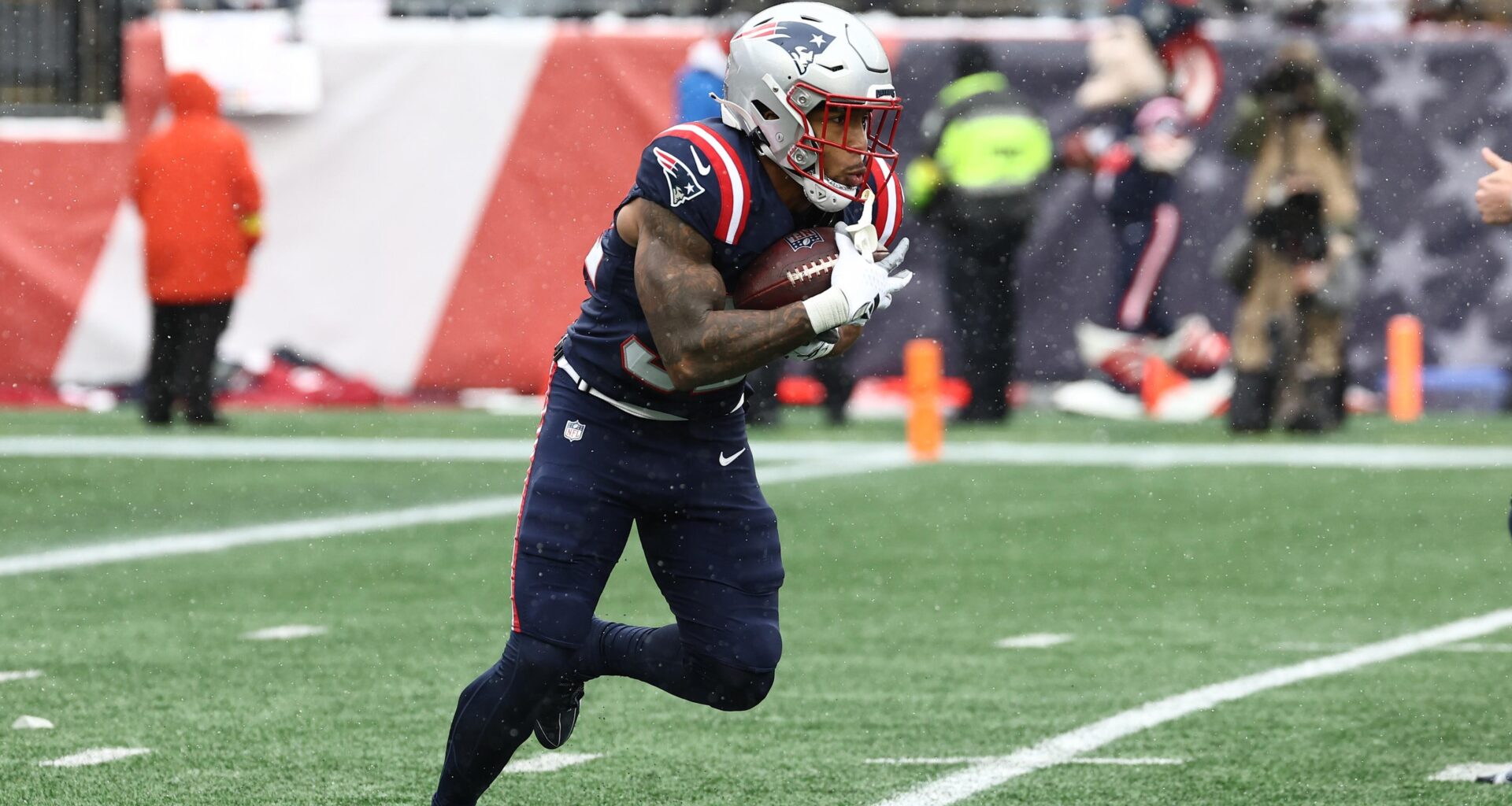 TreVeyon Henderson's Updated Injury Status, Fantasy Outlook for Patriots vs. Jets