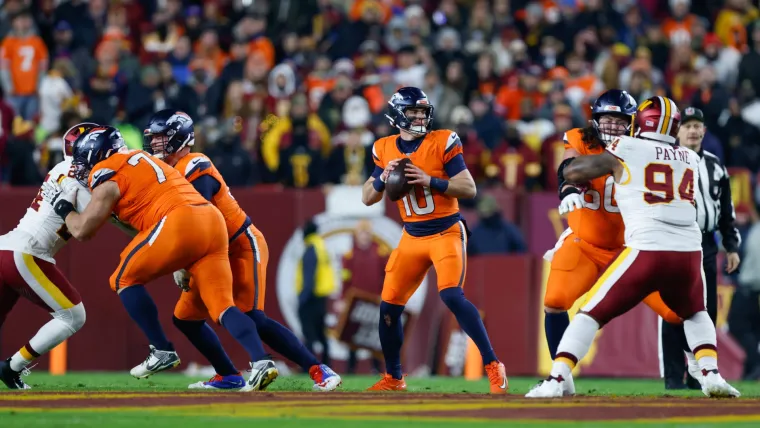Broncos vs. Commanders live score, updates, highlights from NFL 'Sunday Night Football' game image