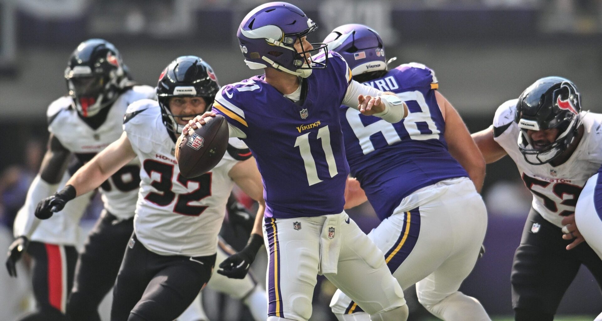 Path Clears for Ex-Vikings Passer to Save the Day