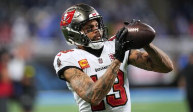 Mike Evans Seen Yelling 'It's 3rd and 28' on Video After Bucs Collapse vs. Falcons