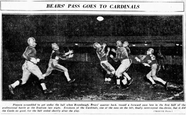 The Chicago Bears beat the Chicago Cardinals 9-7 during a night game played for charity inside Chicago Stadium on Dec. 15, 1930. (Chicago Tribune)