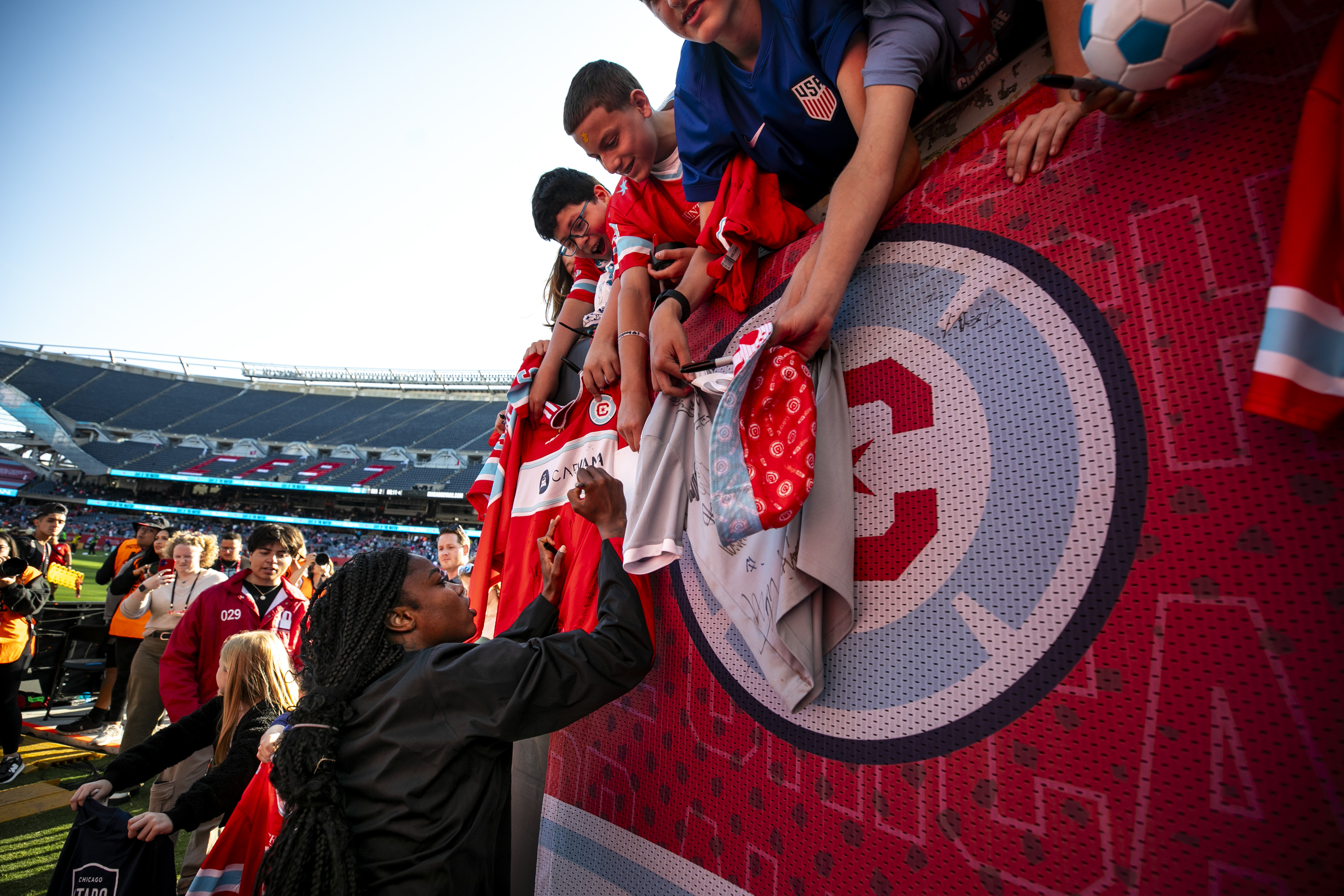 The Chicago Starsâ Ludmila, signs jerseys after a game against...