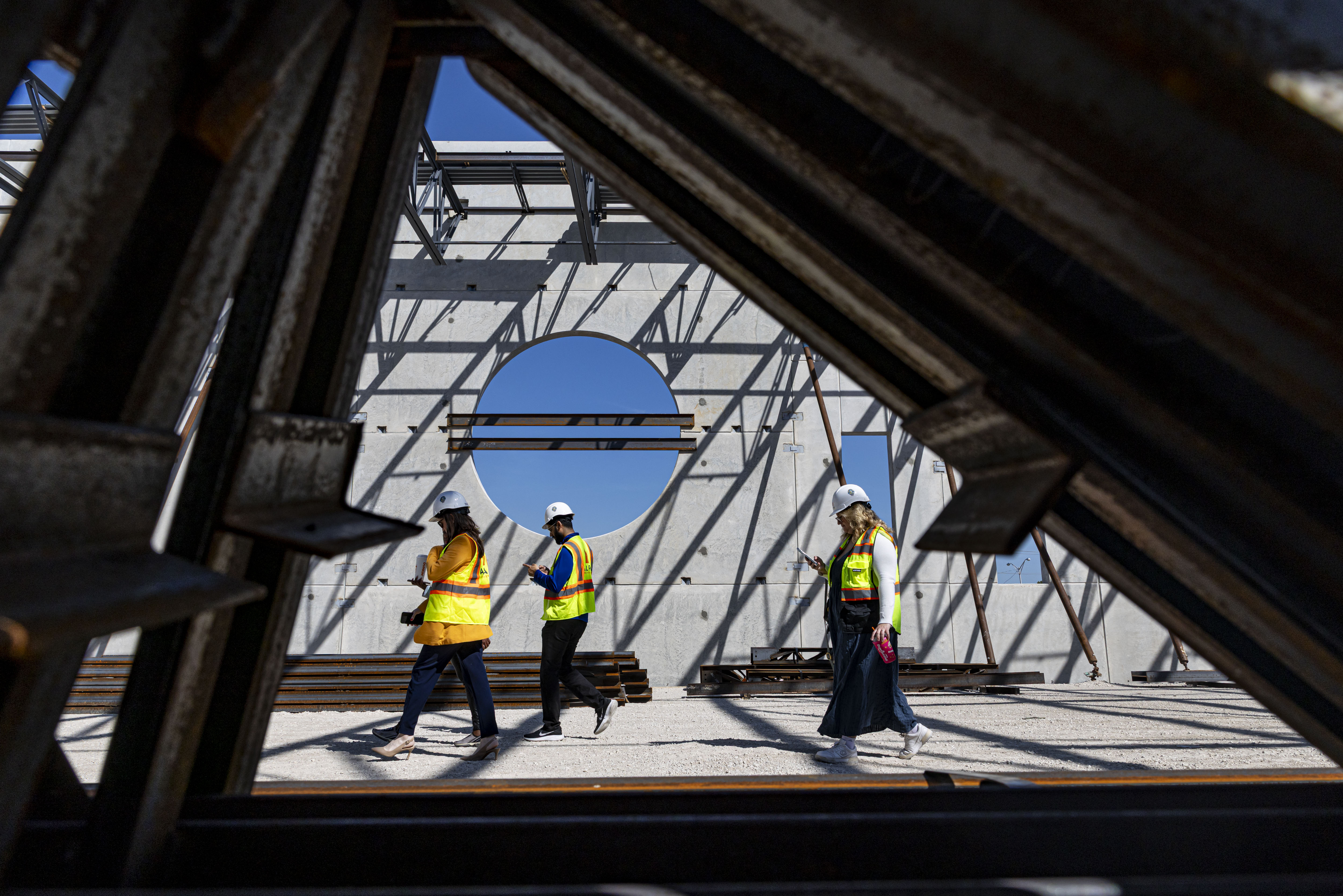 Visitors tour the new practice facility for the Chicago Sky...