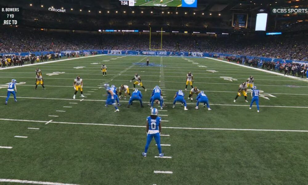 Derrick Harmon Gets Game Ball In Emotional Return To Hometown Of Detroit: 'Wanted To Get That Done For Him'