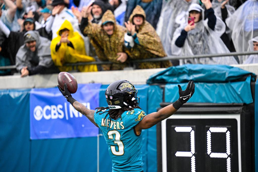 Heavily favored Jaguars look for win No. 10 against Jets