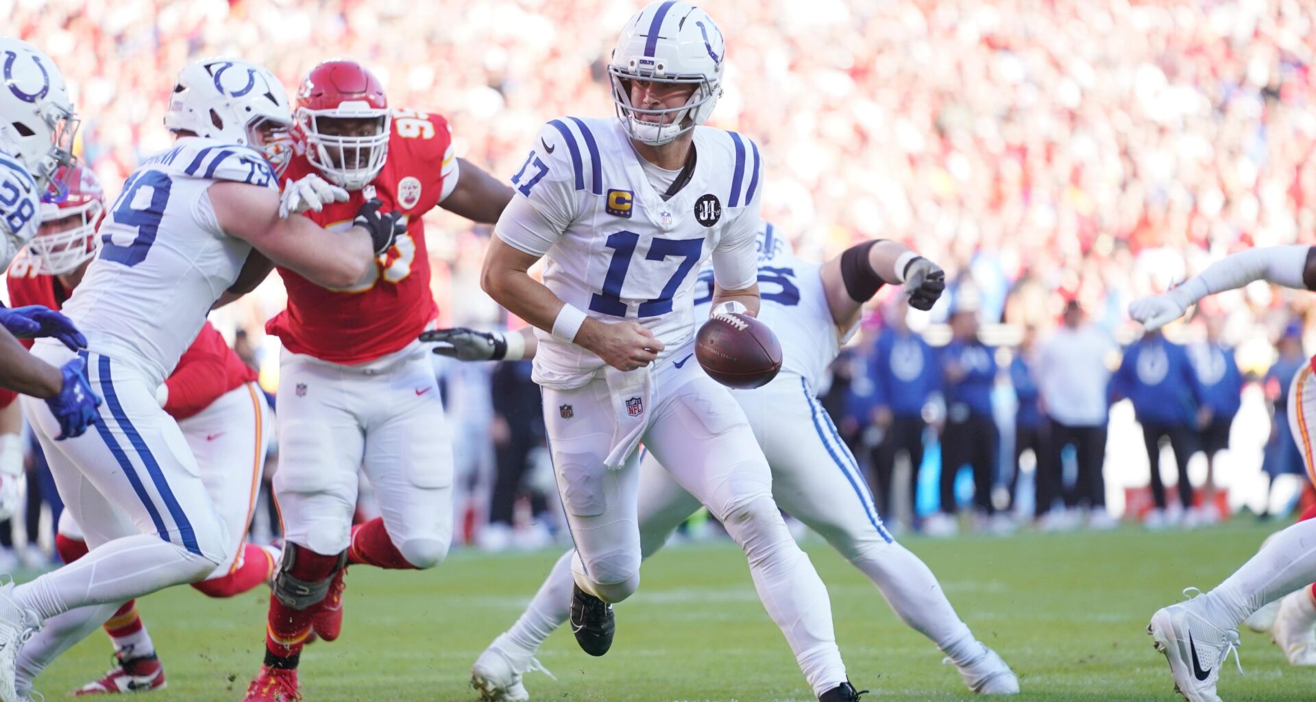 Colts' Daniel Jones Discusses 3D-Printed Pad Used on Fractured Leg Injury in Video