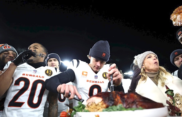 Joe Burrow Is Pretty Good at Football