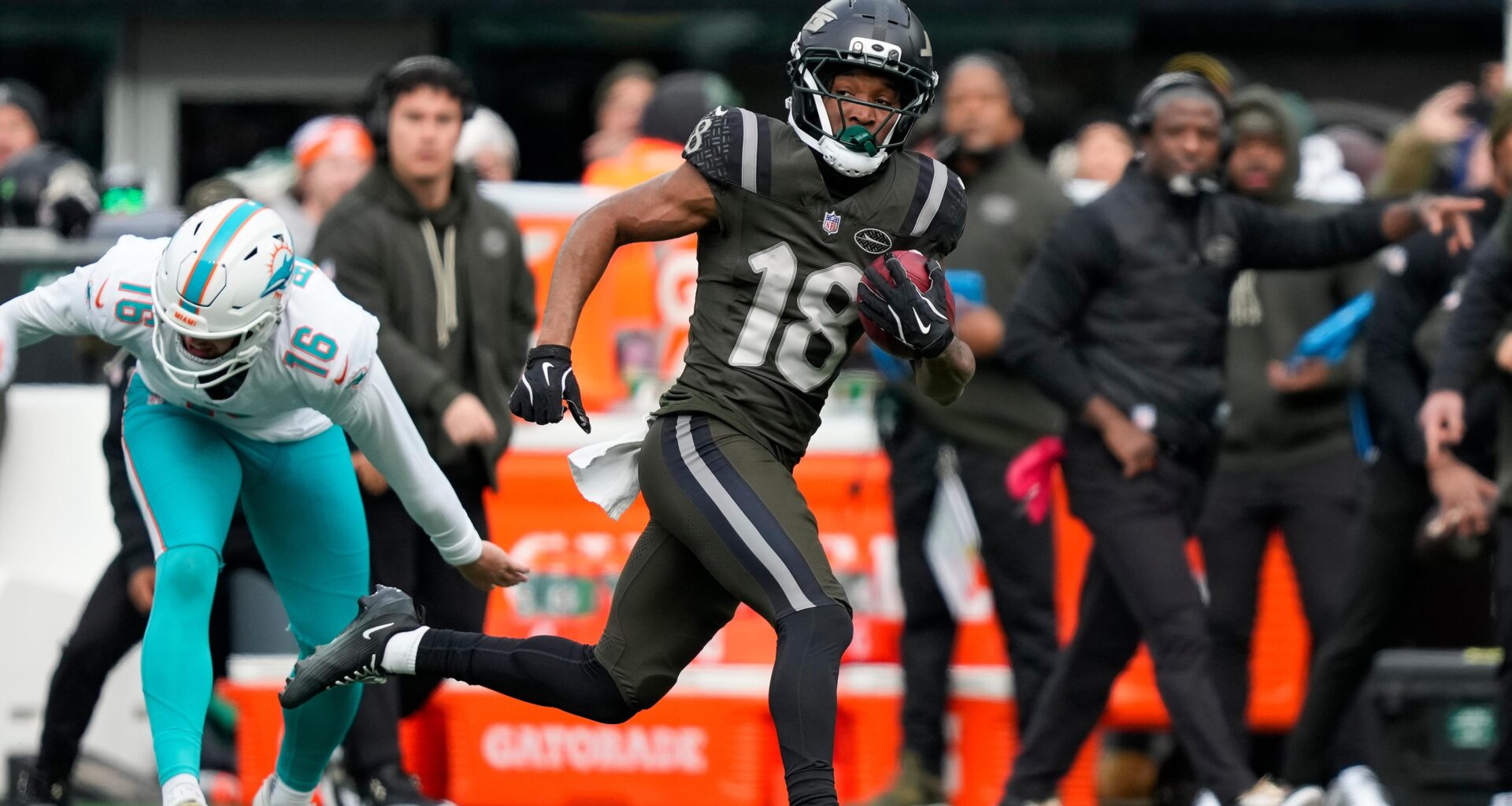 Dolphins Special Teams Coach Reveals Critical Text From Wife After Jets Return TD