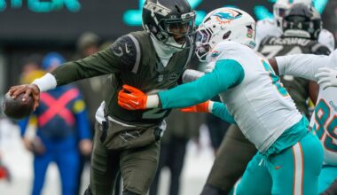 Jets rookie Brady Cook steps in for injured Tyrod Taylor, makes NFL debut against Dolphins