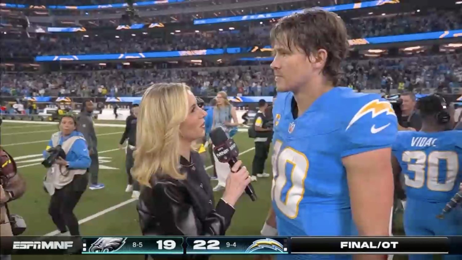 Laura Rutledge addresses awkward Justin Herbert interview