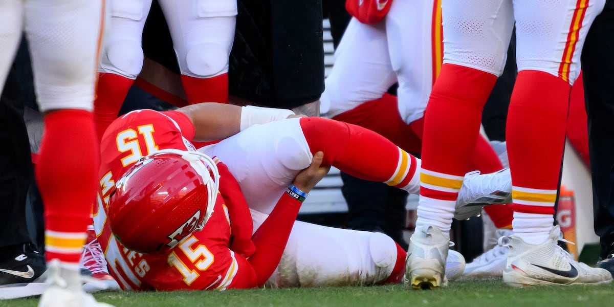 Titans to face Chiefs without Mahomes